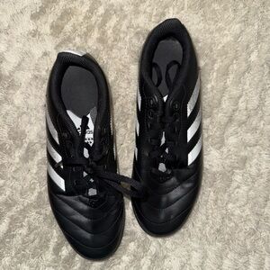 Adidas Women’s Black and White Sneakers